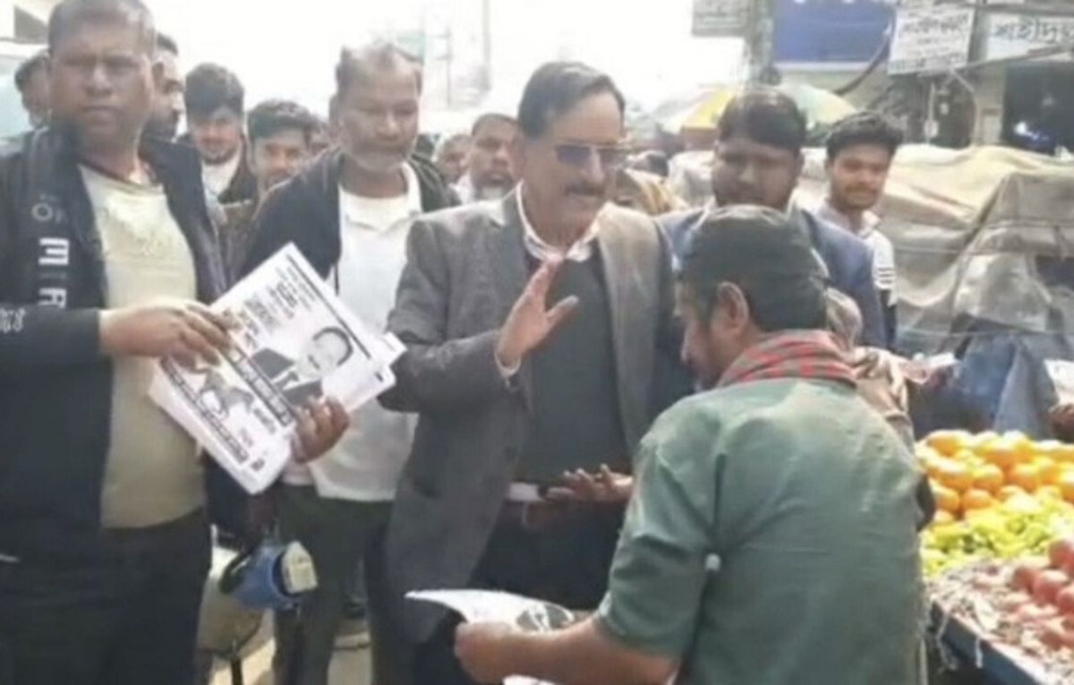 Ghazipur Candidate Campaigns in Bulletproof Vest for Safety