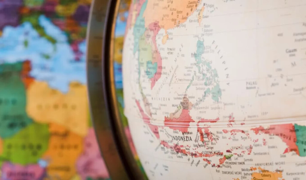 global insurance industry shift Global Insurance Industry Shift