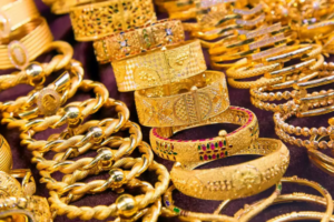 Gold Prices Plunge After Six Consecutive Rises