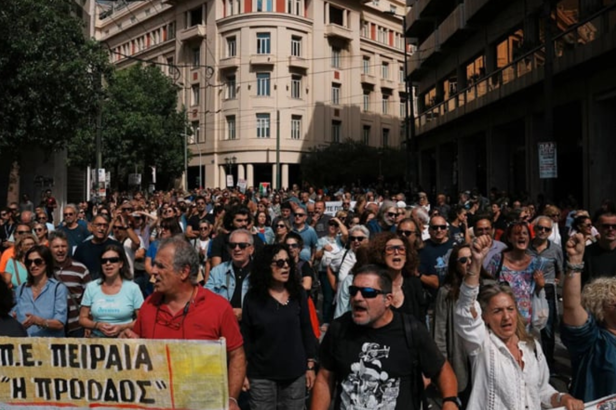 Greece to Approve Disputed 13-Hour Workday Reform