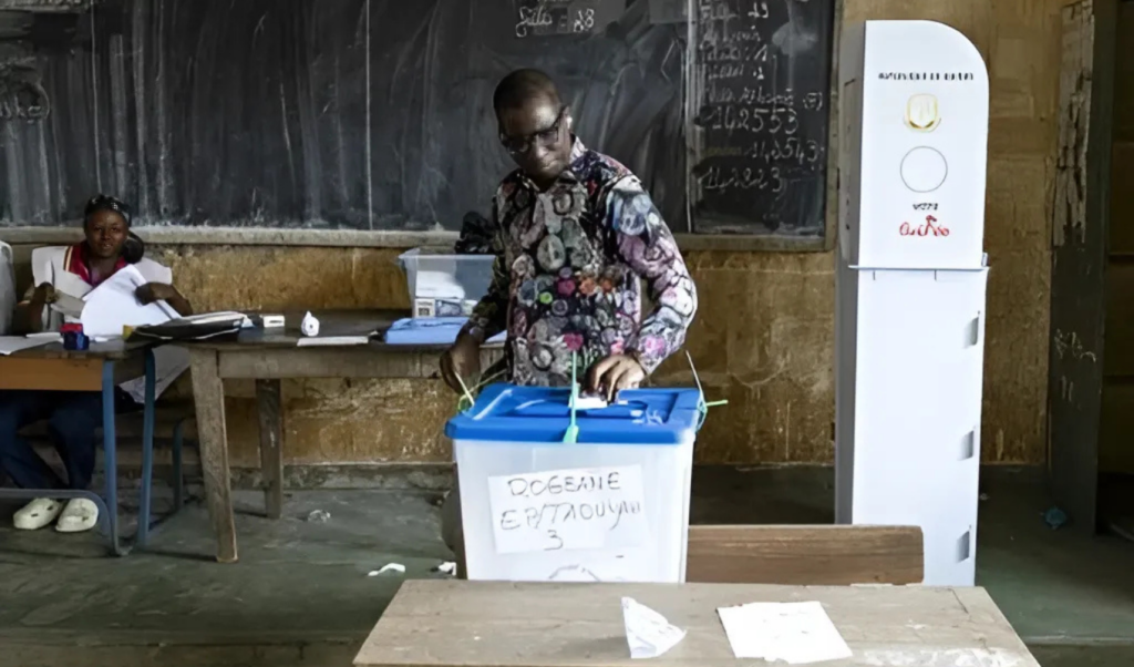 guineans approve new constitution by wide margin pave way for elections Guineans Approve New Constitution by Wide Margin, Pave Way for Elections