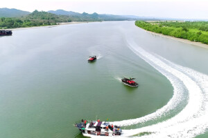 Gunfire from Myanmar Injures Two Bangladeshi Teenagers