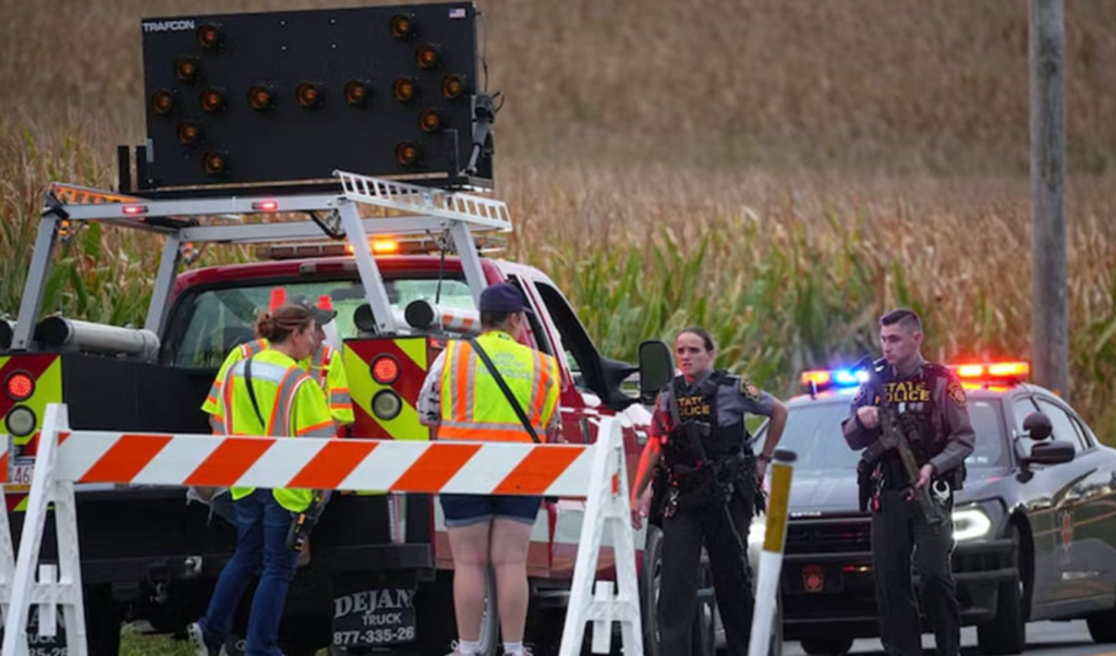 Gunman Kills Three Police Officers, Injures Two in Eastern US 3 gunman kills three police officers injures two in eastern us Gunman Kills Three Police Officers, Injures Two in Eastern US