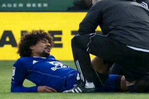 Hamza Sidelined by Knee Injury