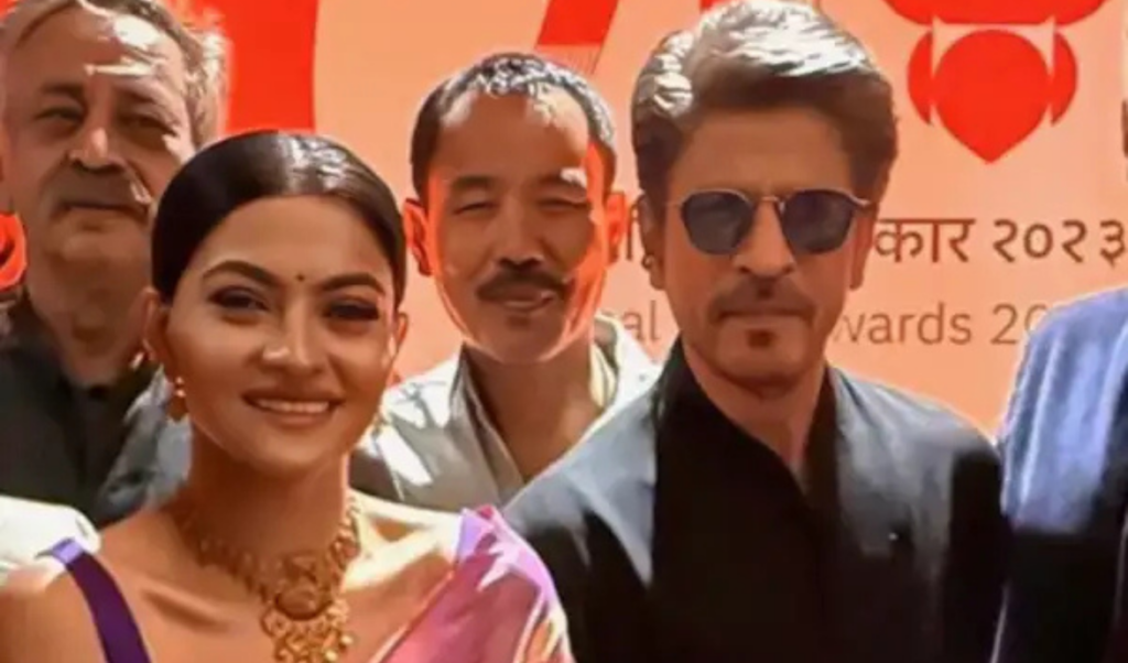 havent washed my hands since shaking hands with shah rukh ‘Haven’t Washed My Hands Since Shaking Hands with Shah Rukh’