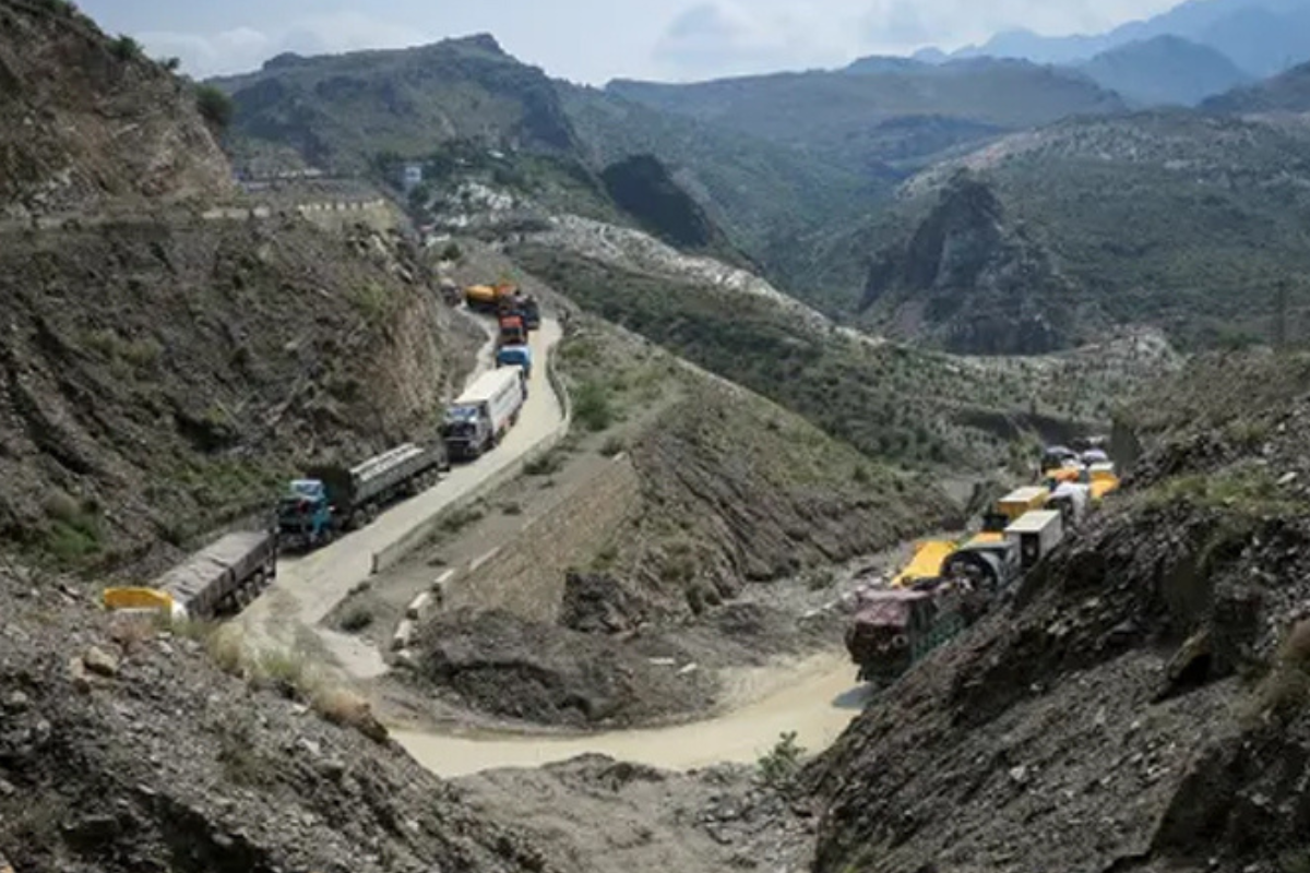 Heavy Clashes’ Reported at Afghanistan–Pakistan Border: Taliban Forces