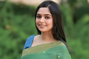 Himi Leaps from 210 Feet: Conquering Fear