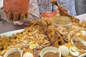 Historic Iftar Traditions Flourish in Chawkbazar