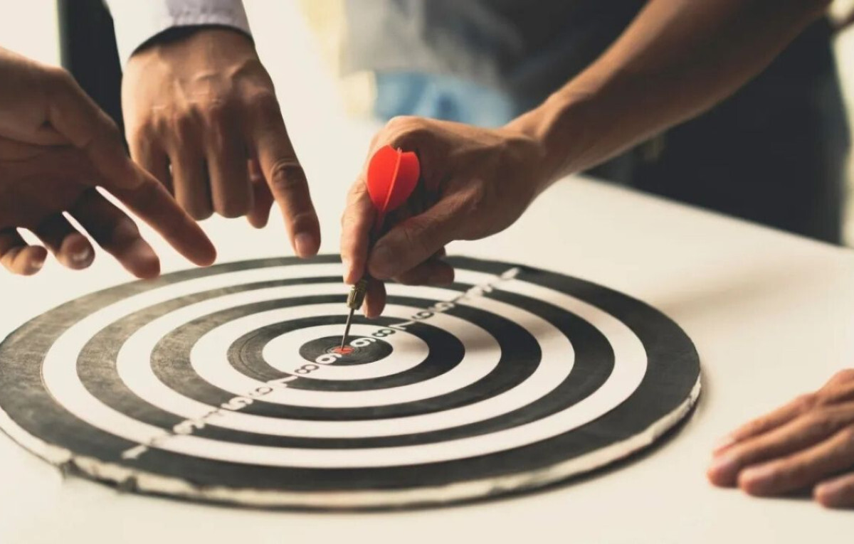 HK Insurers Flourish as Agency Talent Hits Peak