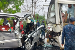 Horrific Bus-Microbus Collision Kills 13 in Bagerhat