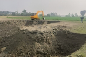 Illegal earth-excavation equipment seized, 22 arrested