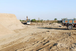 Illegal Sand Extraction Under the Cover of Road Repair