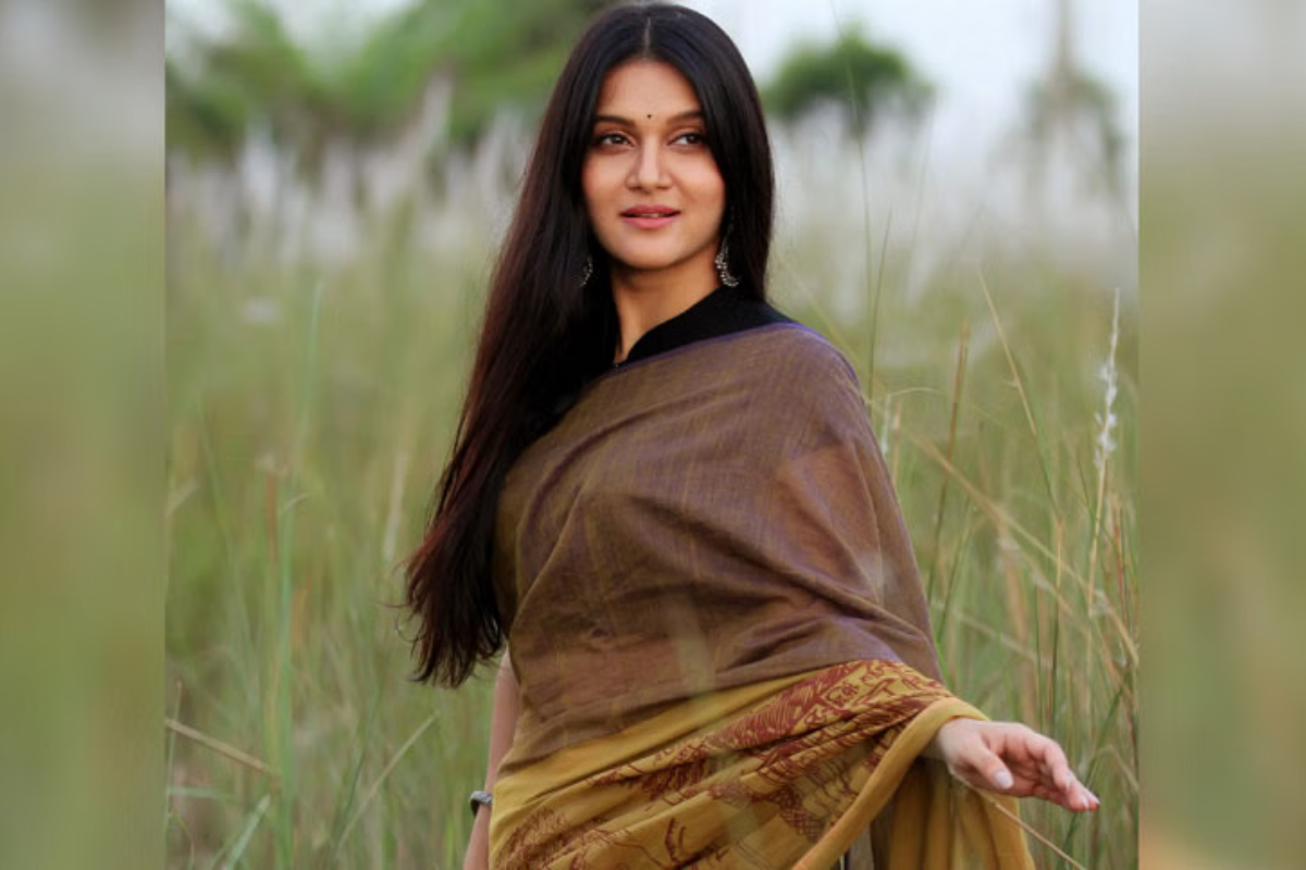 “I’m delighted to answer these questions”: Mithila