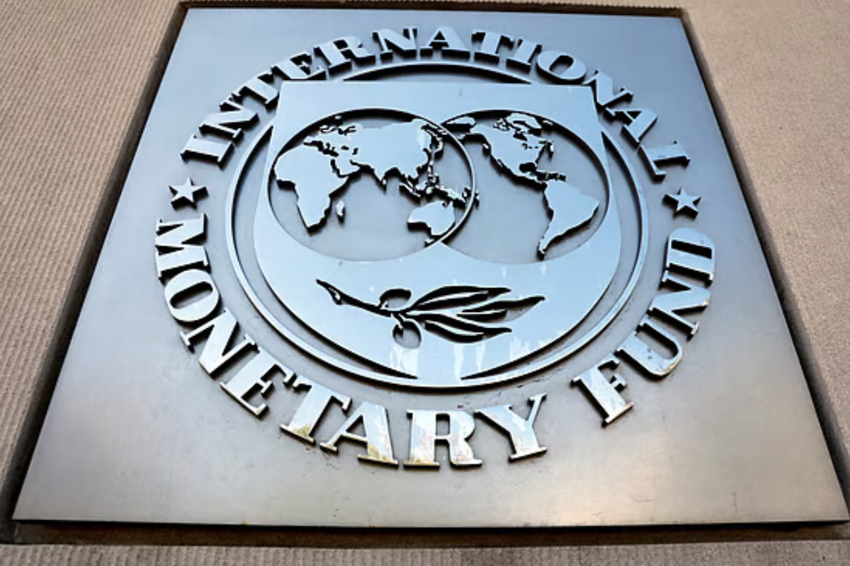 IMF Warns on Funding Weak Banks in Bangladesh