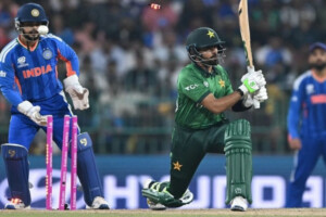 India Crush Pakistan to Secure Super Eight Berth