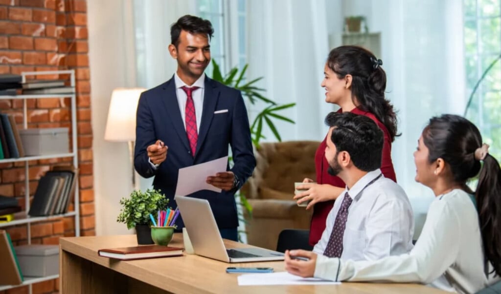 indias insurance sector hits record premium growth India’s Insurance Sector Hits Record Premium Growth