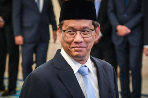 Indonesia Replaces Finance Minister Following Violent Protests