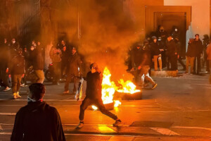 Injured Iranian Protesters Avoid Hospitals Amid Fear