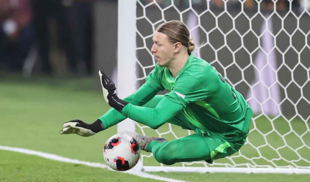 Injured PSG Goalkeeper Delivers Heroic Performance In Final 3 injured psg goalkeeper delivers heroic performance in final Injured PSG Goalkeeper Delivers Heroic Performance In Final