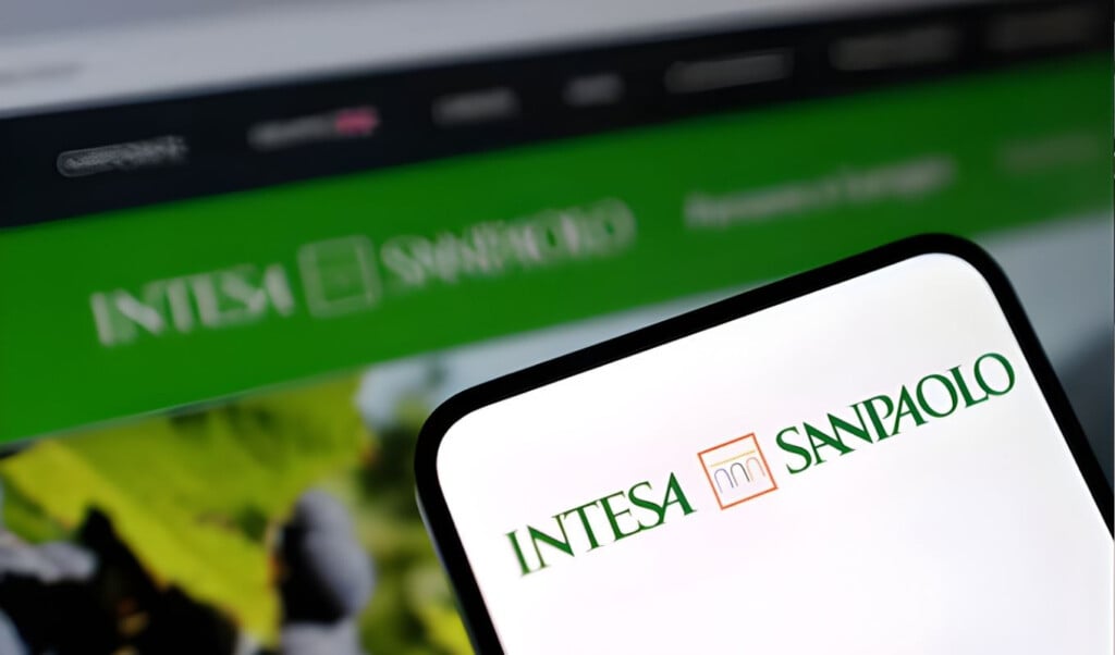 intesa sanpaolo targets 136 billion profit by 2029 Intesa Sanpaolo Targets $13.6 Billion Profit by 2029