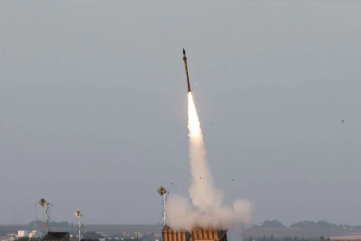 Iran Attempts Missile Strike on Indian Ocean Diego Garcia Base