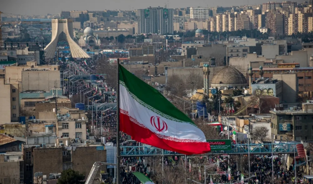 iran executes man in public for killing physician Iran Executes Man in Public for Killing Physician