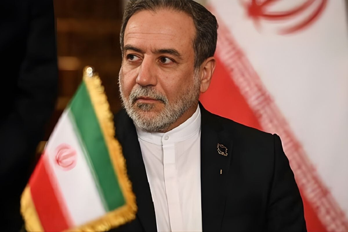 Iran is ready for war: Araghchi