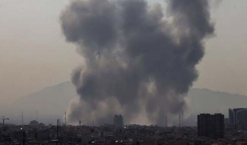 iran responds to israel us strikes with missiles region tense Iran Responds to Israel-US Strikes with Missiles: Region Tense