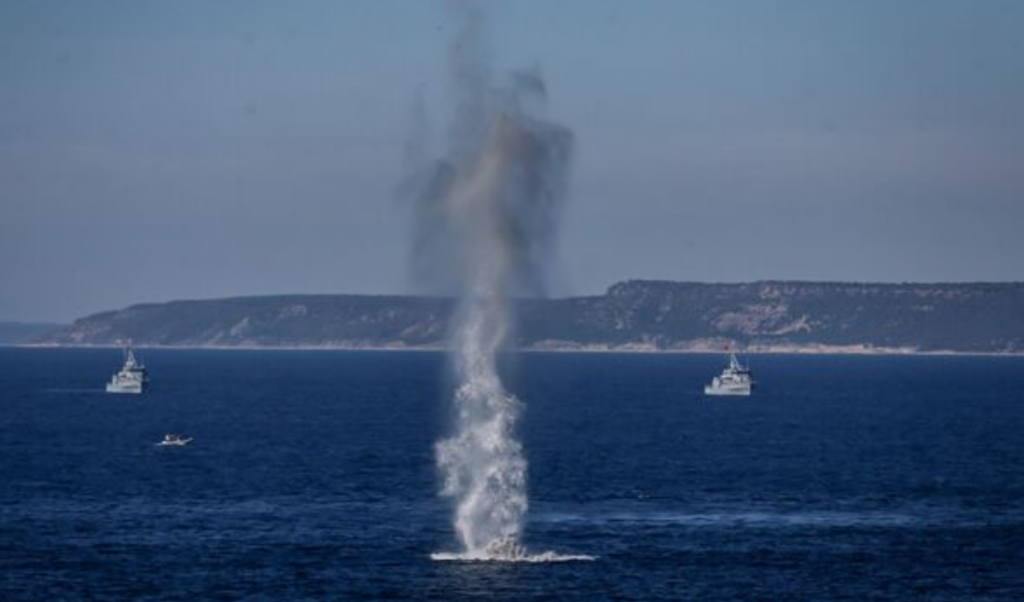 iran threatens mines in persian gulf amid escalation Iran Threatens Mines in Persian Gulf Amid Escalation