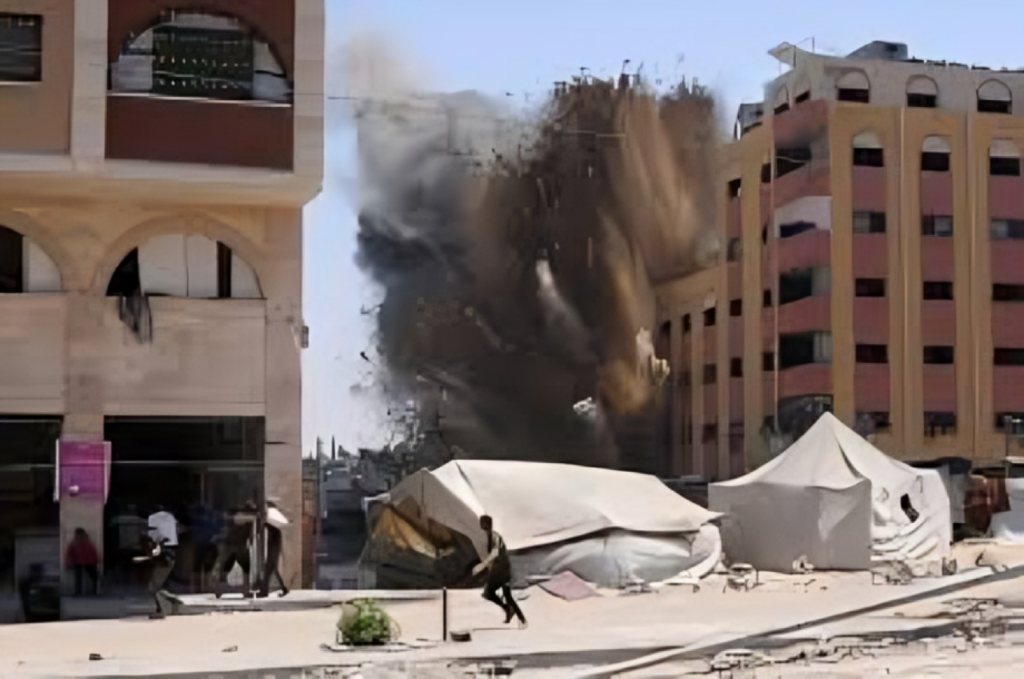 israel pounds gaza city after exp Israel Pounds Gaza City After Exp