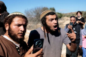 Israeli Pressure Rises in West Bank, 32,000 Palestinians Displaced in a Year