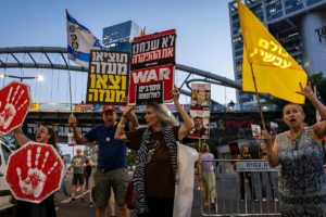 Israeli Protesters Call for Hostage Deal Ahead of Cabinet Meeting