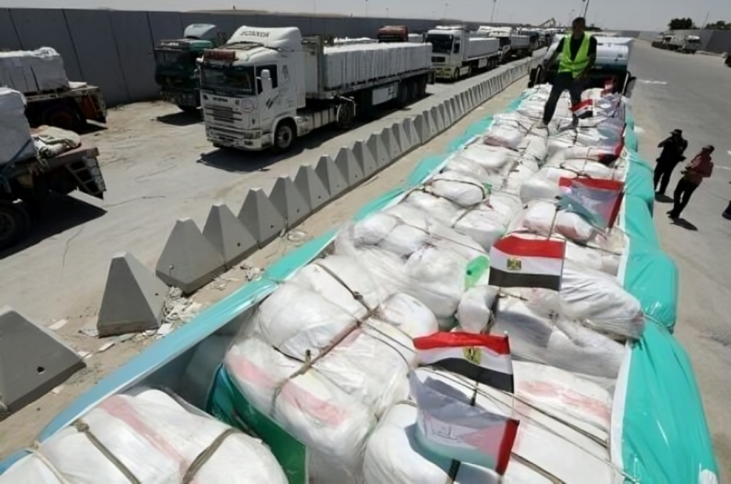 israeli restrictions stall gaza aid at egypt border say relief workers Israeli Restrictions Stall Gaza Aid at Egypt Border, Say Relief Workers