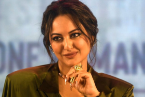 “I’ve Been Pregnant for 16 Months!” – Sonakshi Sinha Hilariously Responds to Pregnancy Rumours