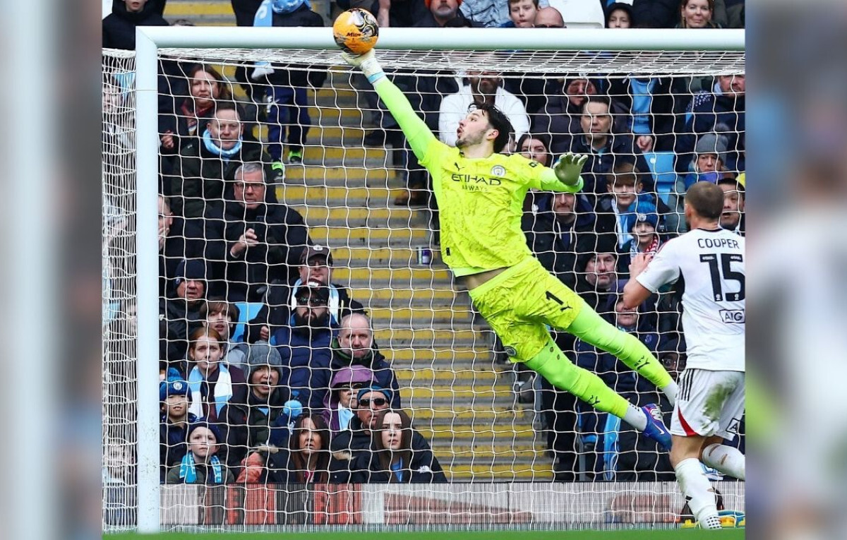 James Trafford Faces Uncertain City Future After Donnarumma Arrival