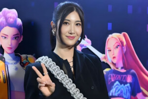 K-Pop Star Izeii Turns Rejection into Global Triumph