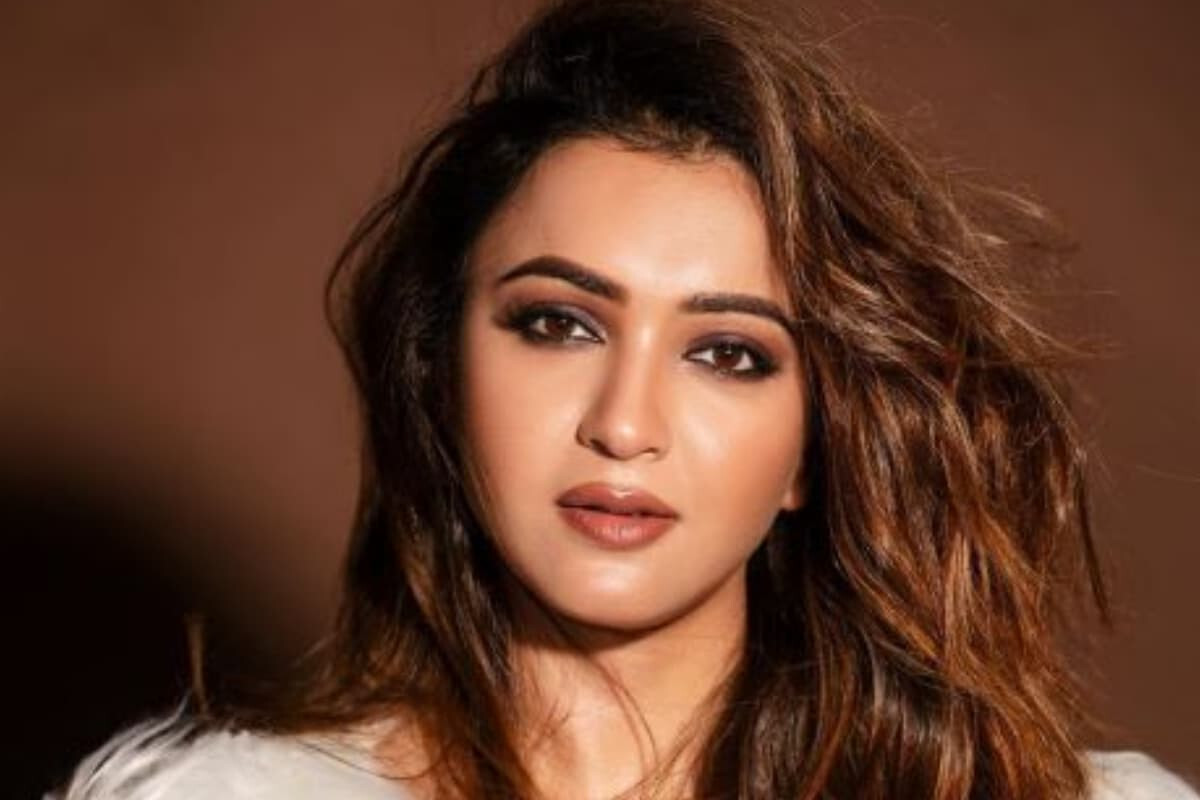 Kaushani Mukherjee Candid on Career, Seeking Work