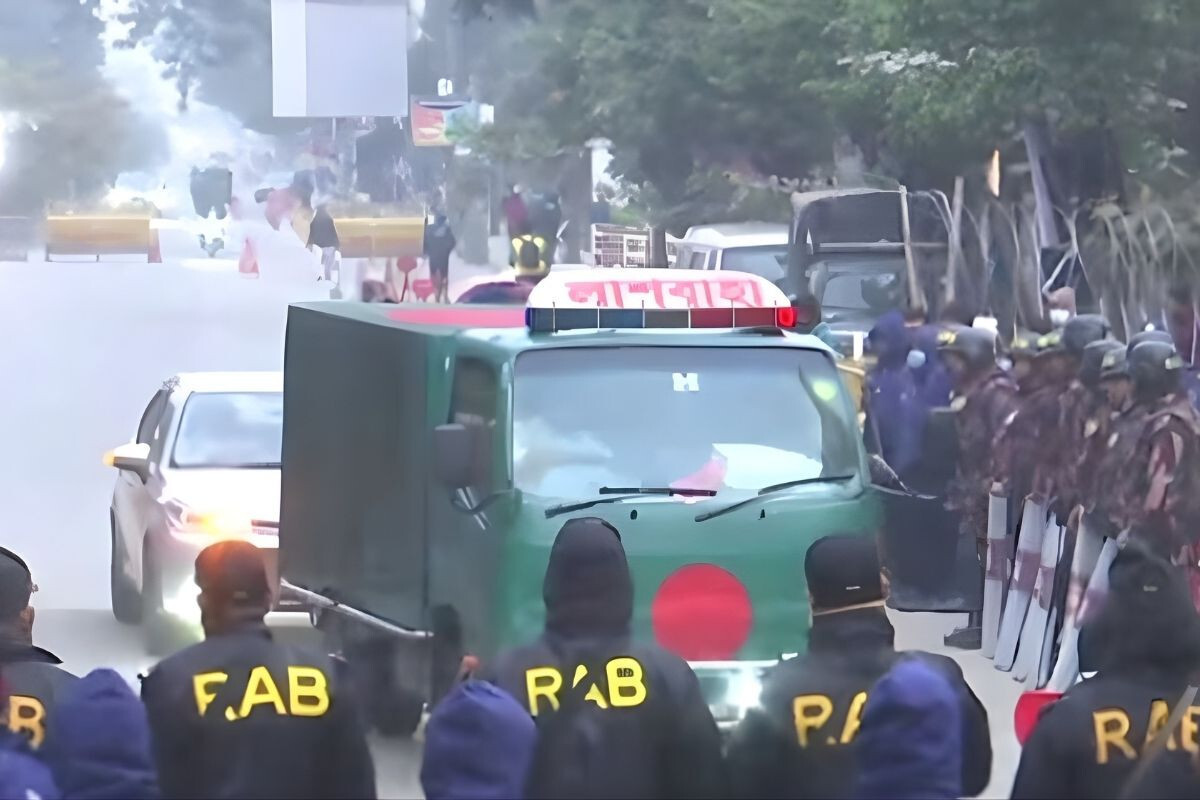 Khaleda Zia’s body is being taken from Evercare to Firoz