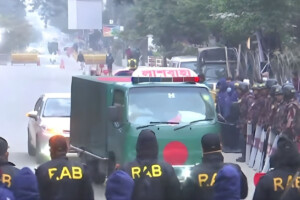 Khaleda Zia’s body is being taken from Evercare to Firoz