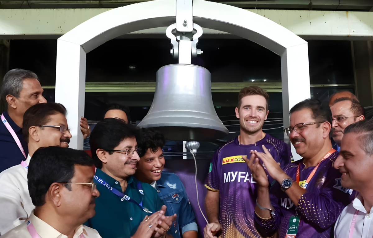 KKR Drop a Bombshell! Legendary Kiwi Pacer Tim Southee Returns—This Time as Bowling Coach!