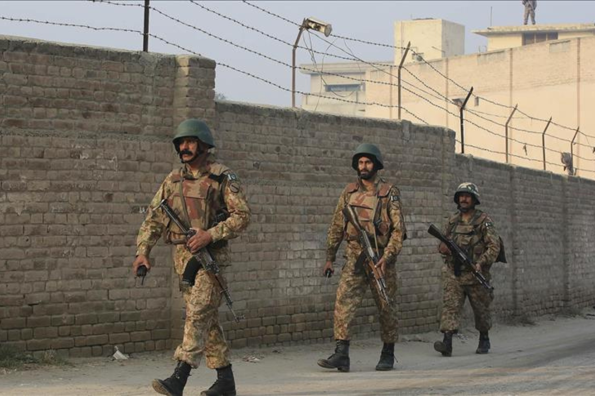 Landmine Explosion in Pakistan Kills Five Soldiers