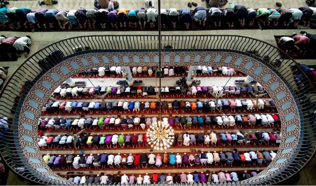 laylatul qadr the night of destiny observed across bangladesh Laylatul Qadr: The Night of Destiny Observed Across Bangladesh