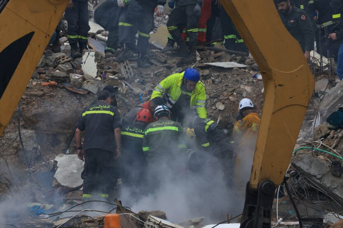 Lebanese Building Collapse Kills Fourteen