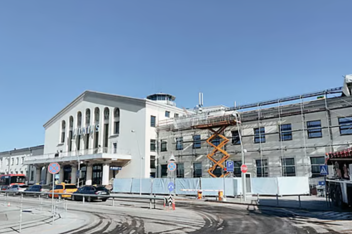 Lithuanian Airport Reopens After Suspected Balloon Incident Forces Closure