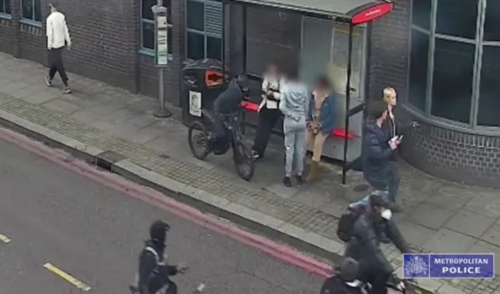 London Police Arrest 46 in Major Phone Theft Crackdown 2 london police arrest 46 in major phone theft crackdown London Police Arrest 46 in Major Phone Theft Crackdown