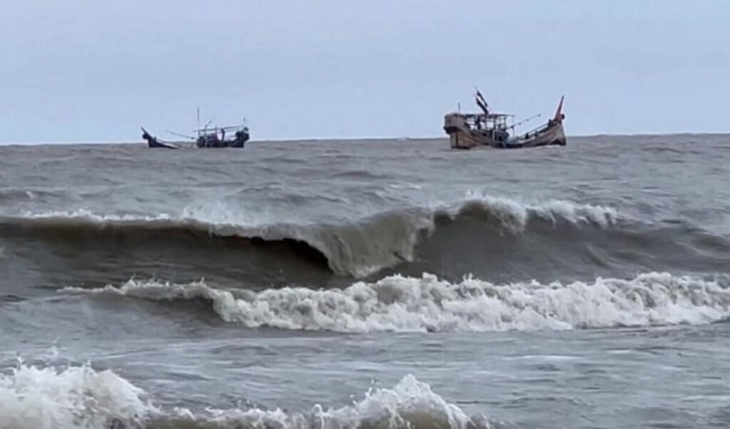 low pressure in the bay of bengal cyclone threat looms Low Pressure in the Bay of Bengal: Cyclone Threat Looms
