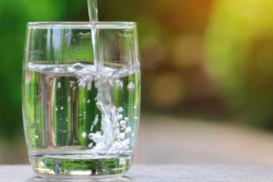 Low Water Intake in Winter: Health Risks and Advice