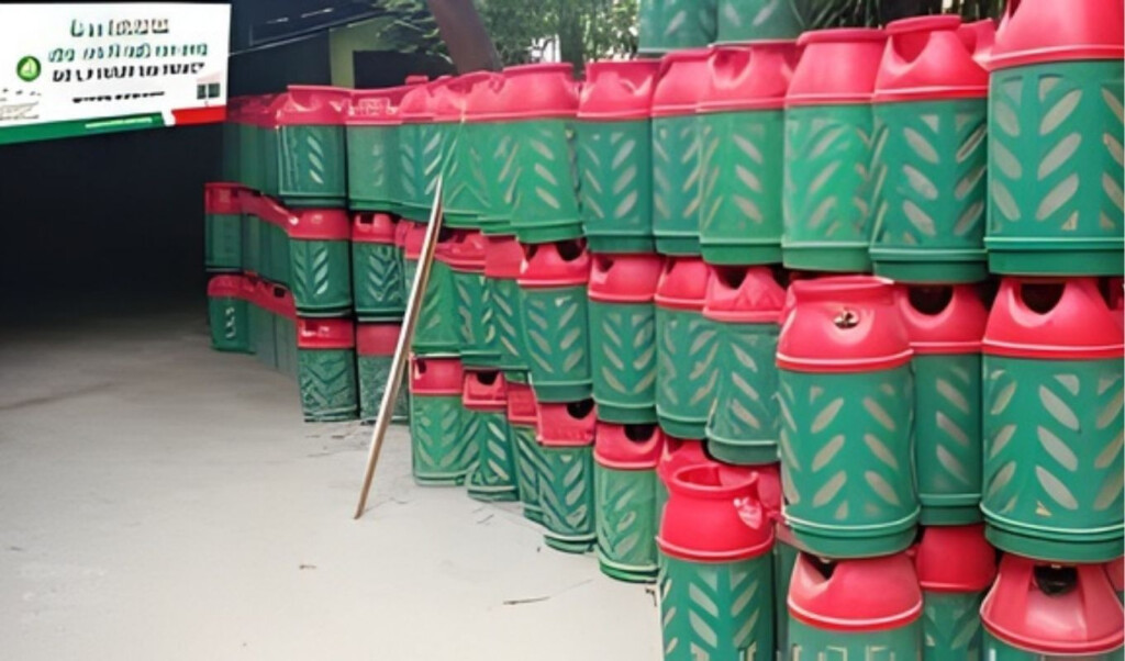 lpg worth 1200 now costs 1800 but whos watching LPG worth 1,200 now costs 1,800 – but who’s watching