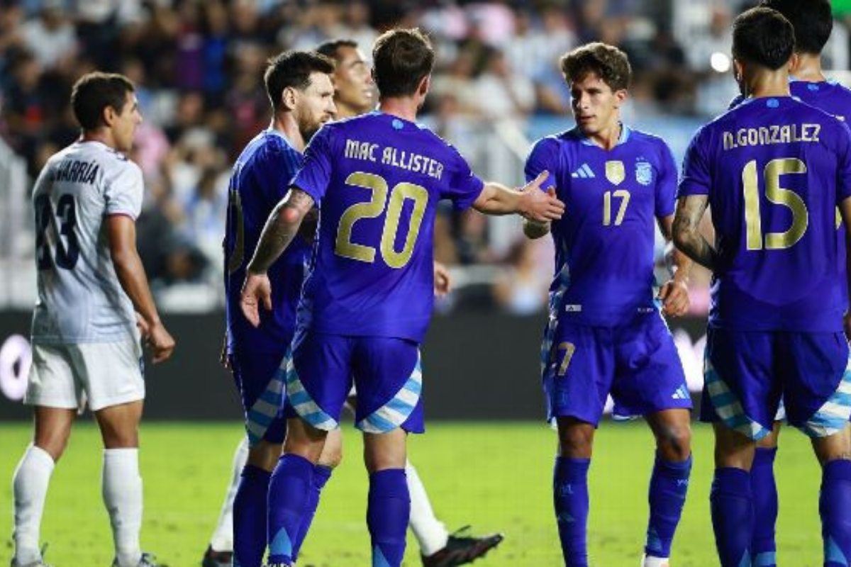 Mac Allister and Martinez Brace Inspire Argentina to 6-0 Victory Over Puerto Rico