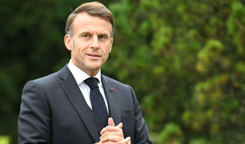 macron races to appoint new prime minister amid french political crisis Macron Races to Appoint New Prime Minister Amid French Political Crisis